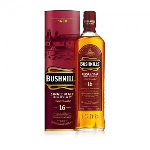 Ein Bushmills 16 Years, Three Woods, ein Single Malt Whiskey
