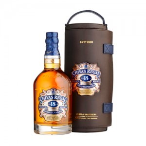 Ein Chivas 18 Year Old Gold Signature, Blended Scotch Whisky